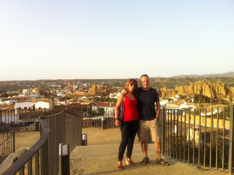 dc-2011-0485 Germán en zijn zus, guadix, spanje (21-07-2011)